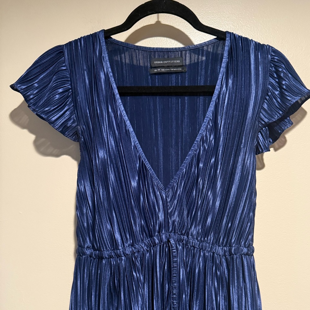 Urban Outfitters Miranda Metallic Navy Pleated Dress - Picture 4 of 8